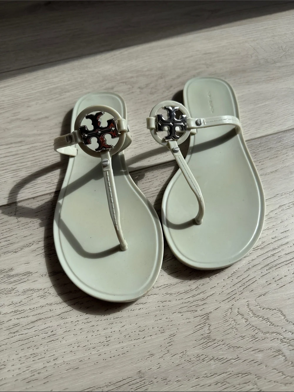 Tory Burch Pale Mint Jelly Logo Thong Sandals